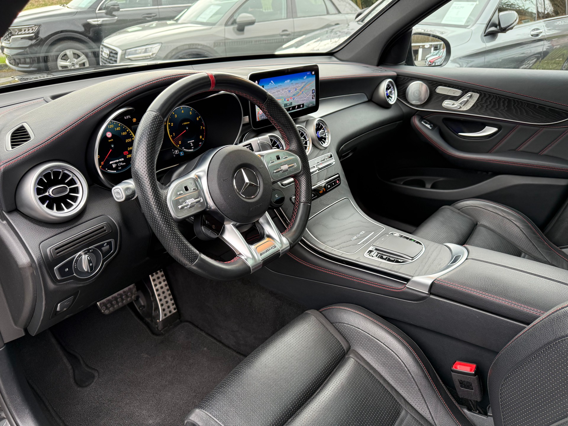 MERCEDES-BENZ GLC 43 AMG 4Matic 9G-Tronic-image-8