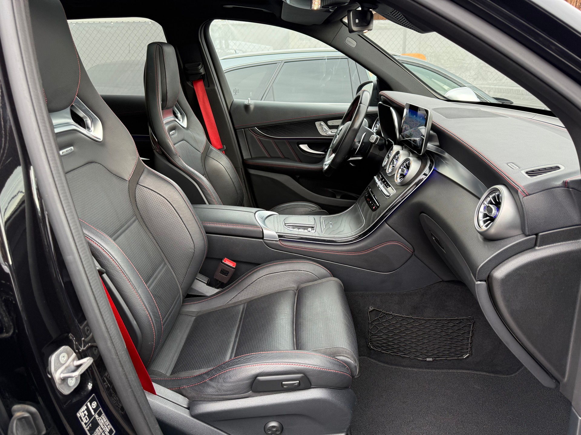 MERCEDES-BENZ GLC 43 AMG 4Matic 9G-Tronic-image-12