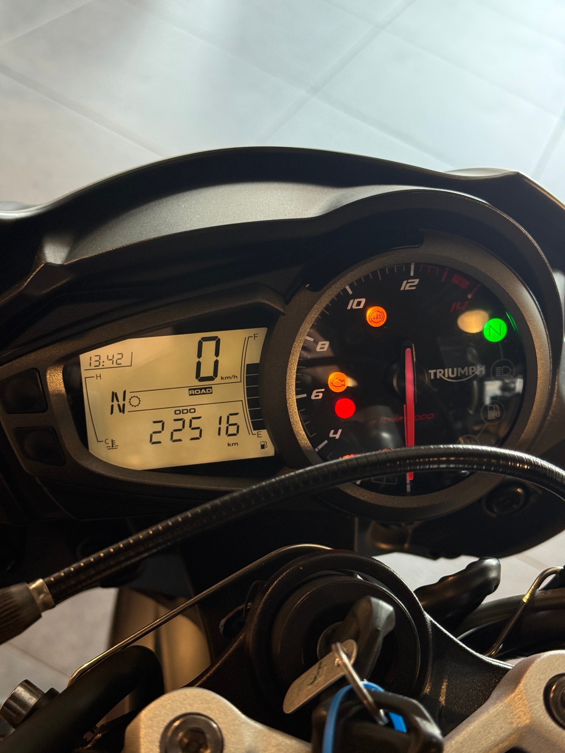 TRIUMPH Street Triple R 765-image-5