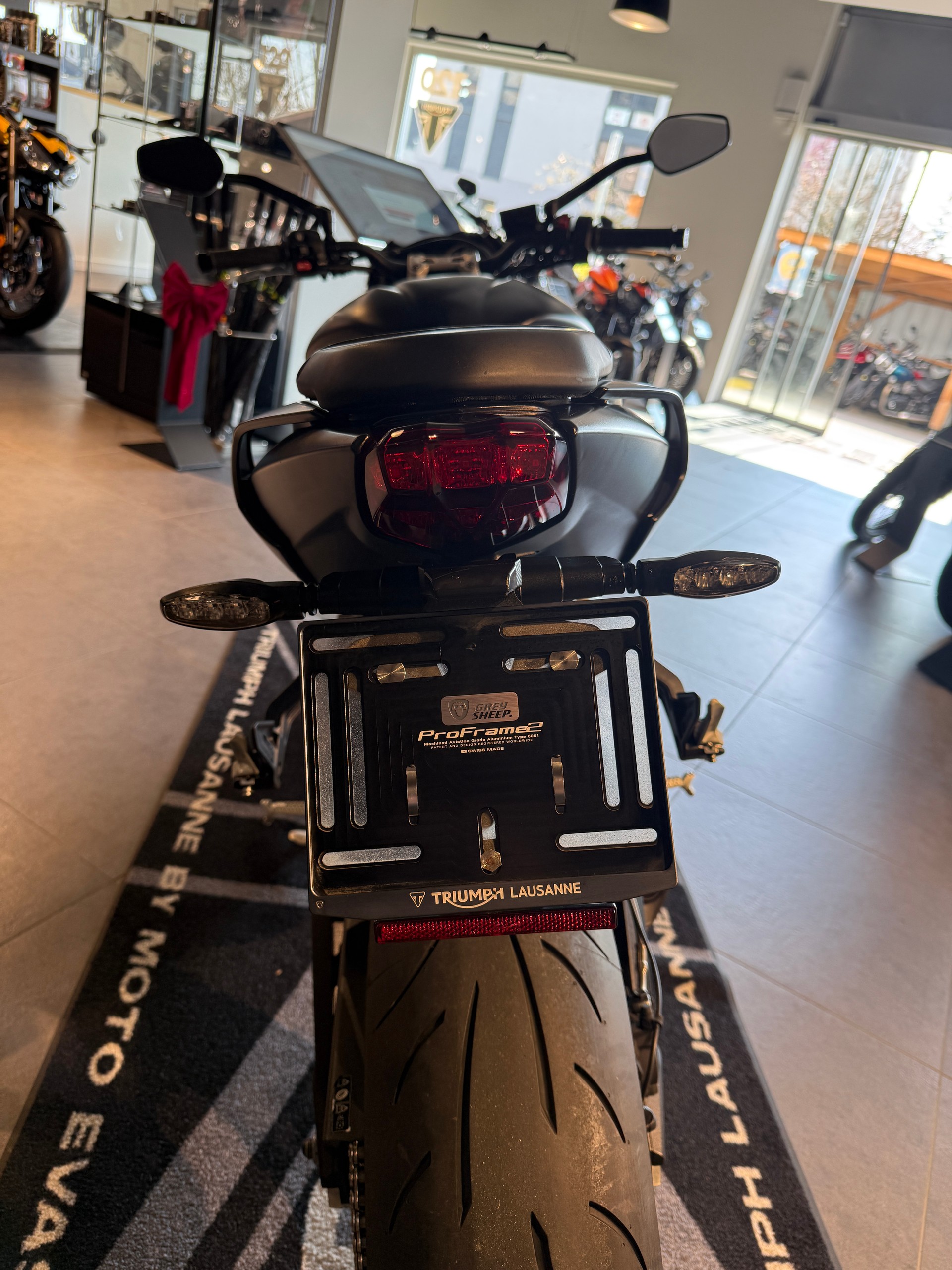TRIUMPH Street Triple R 765-image-4