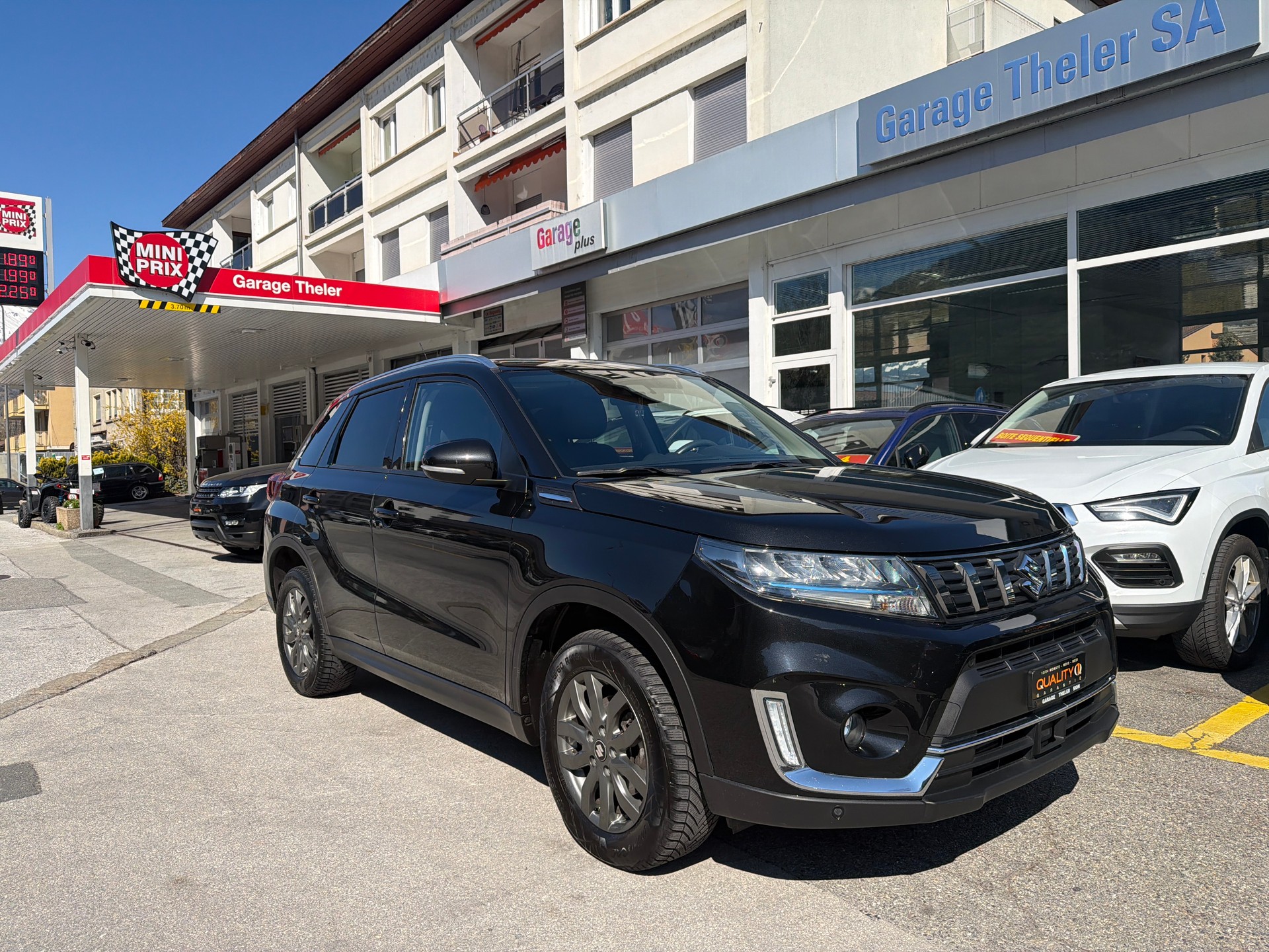 SUZUKI Vitara 1.4 Boosterjet Compact Top Hybrid Automatic-image-0