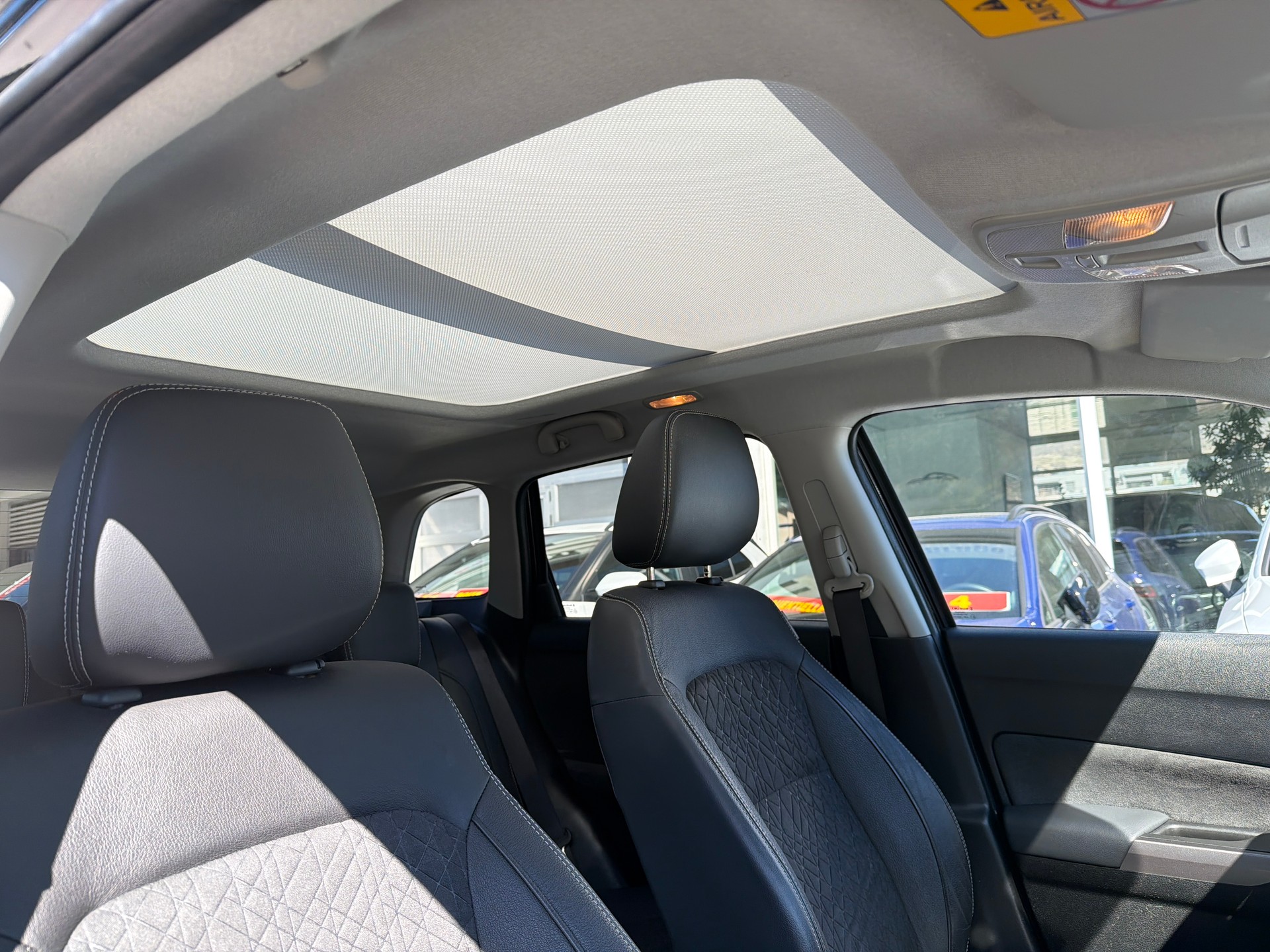 SUZUKI Vitara 1.4 Boosterjet Compact Top Hybrid Automatic-image-8