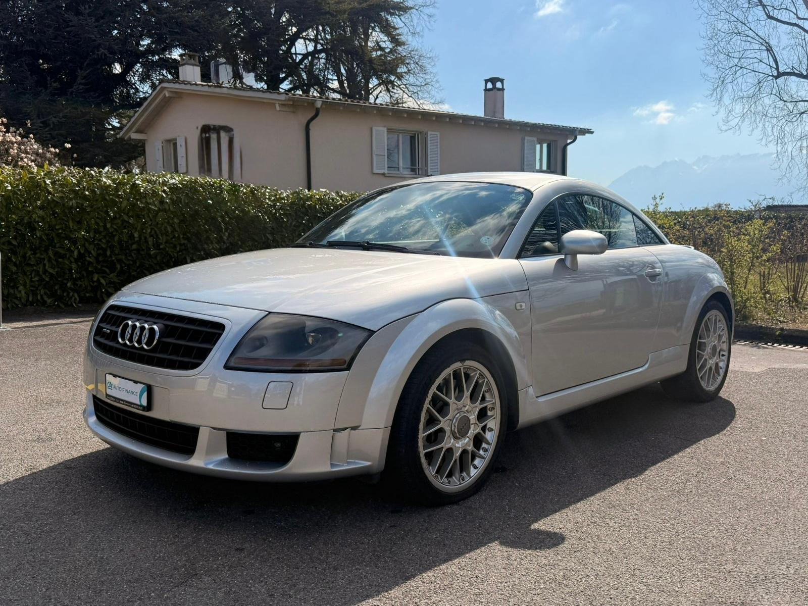 AUDI TT Coupé 3.2 quattro