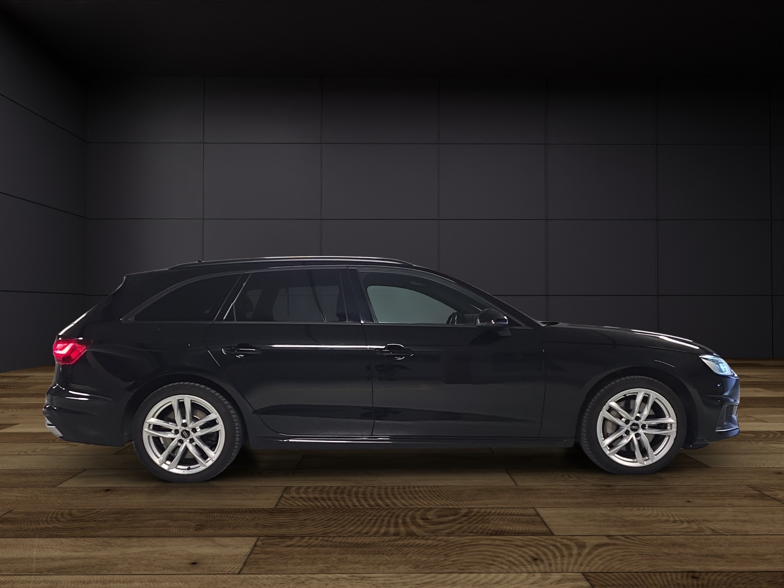 AUDI A4 Avant 45 TFSI S line S-tronic quattro-image-4