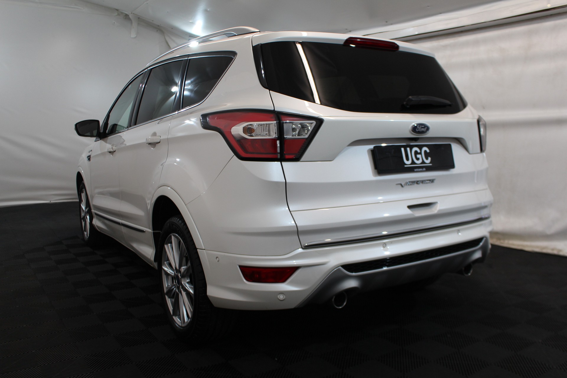 FORD Kuga 2.0 TDCi 180 Vignale FPS-image-3
