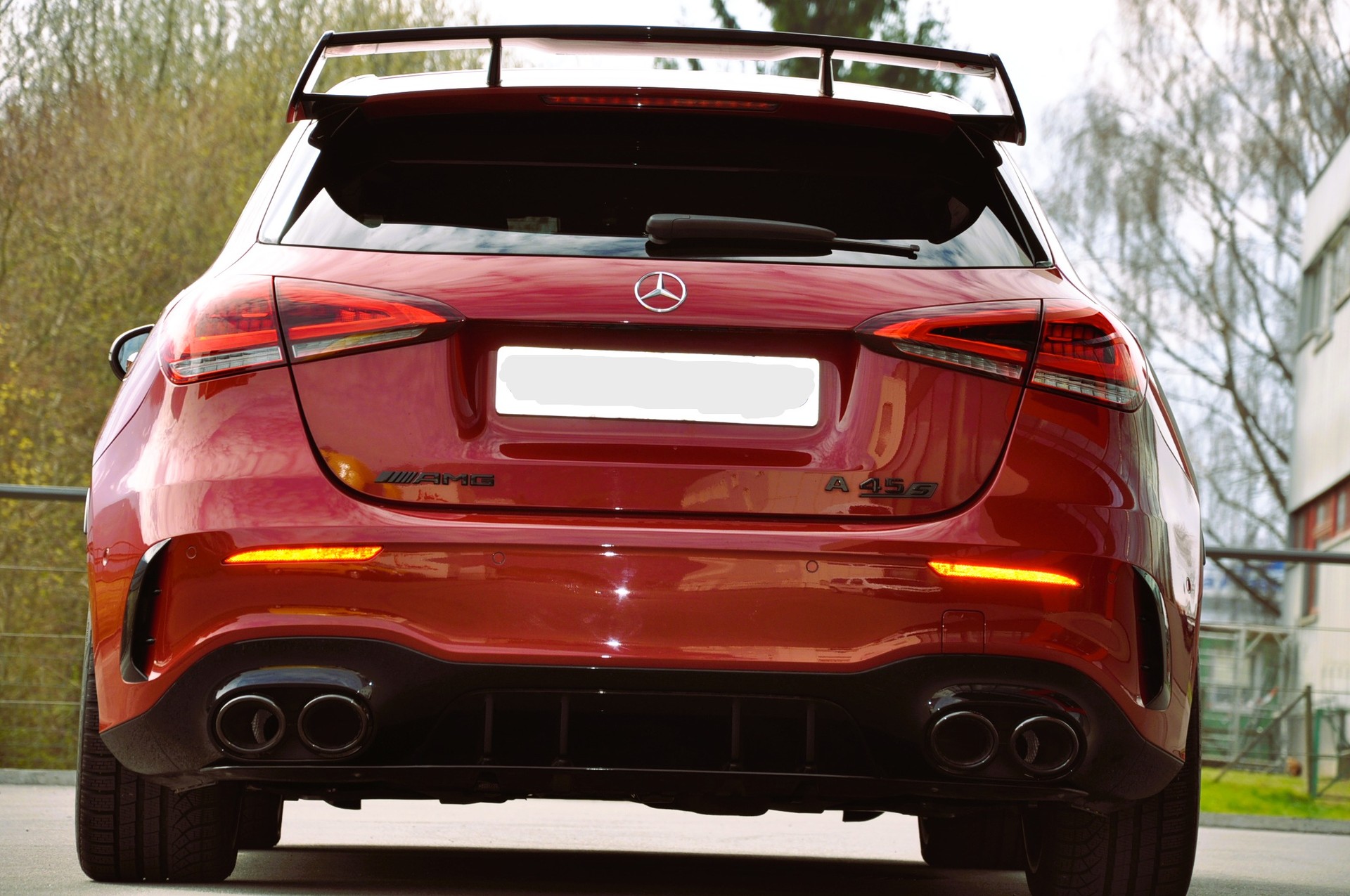 MERCEDES-BENZ A 45 S AMG 4Matic+ Speedshift-image-5