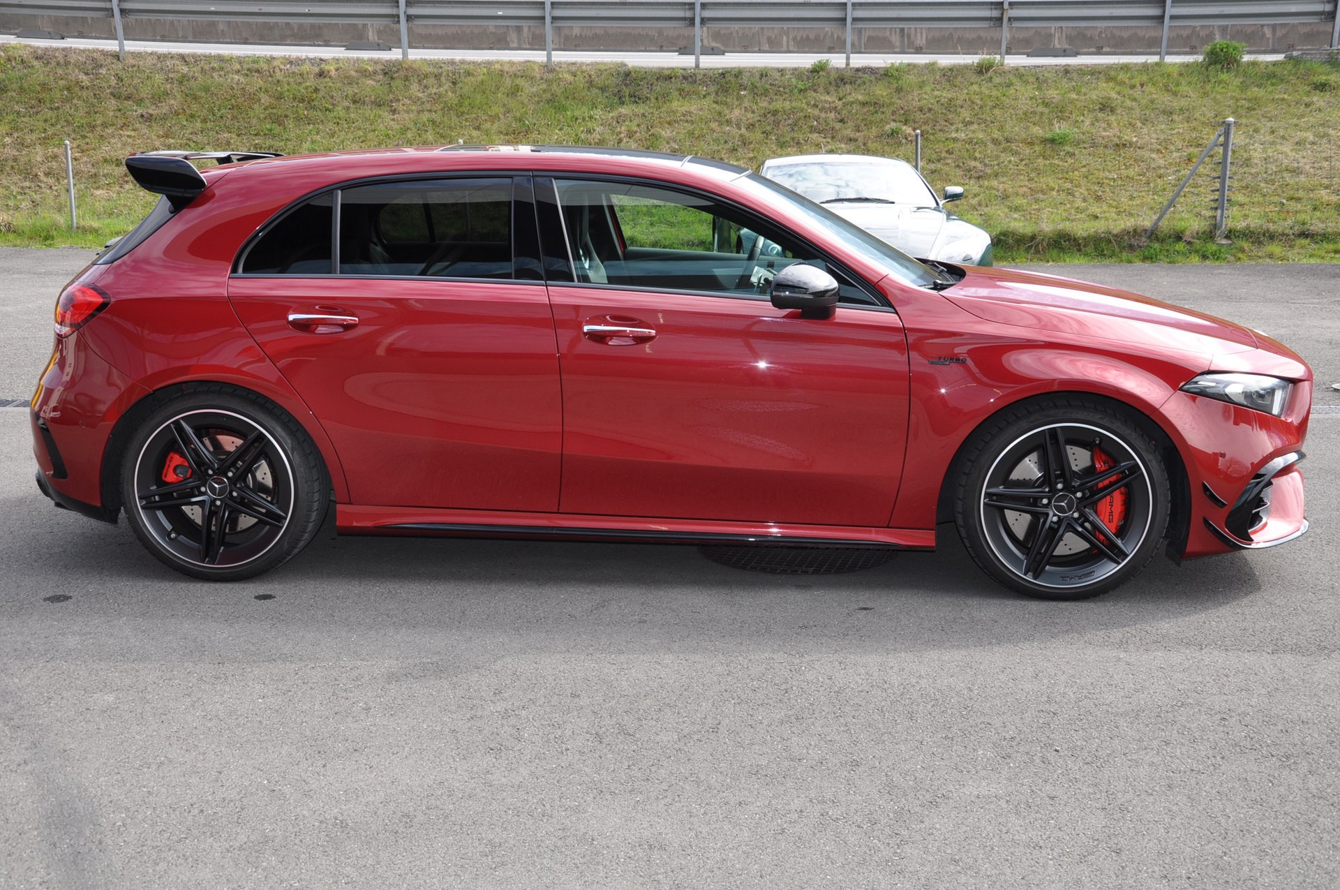 MERCEDES-BENZ A 45 S AMG 4Matic+ Speedshift-image-8