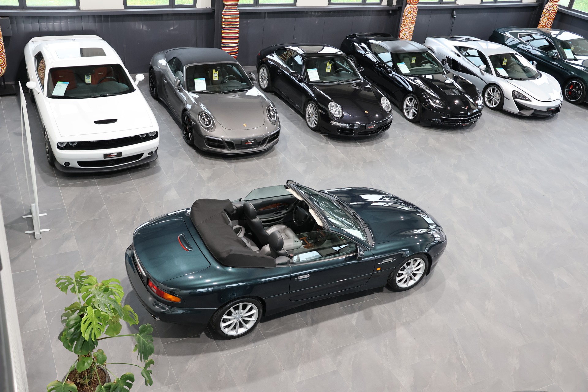 ASTON MARTIN DB7 Vantage Volante-image-6
