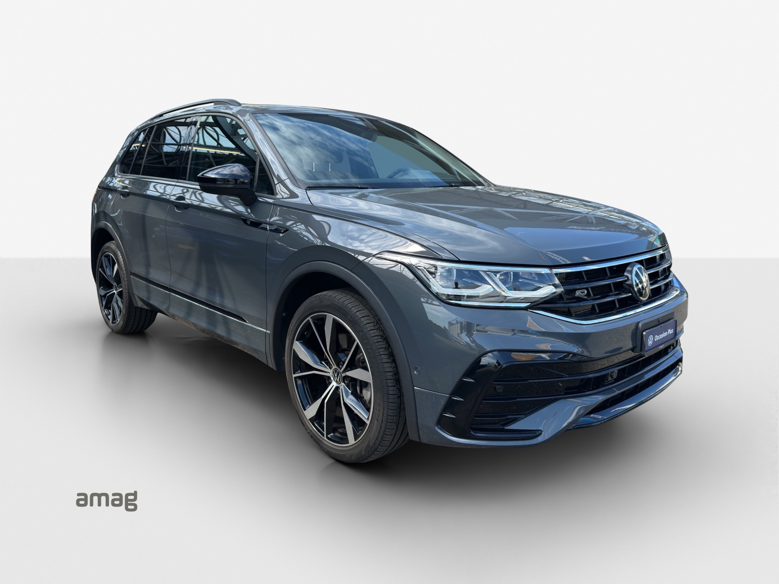 VW Tiguan 2.0TSI R-Line 4Motion DSG-image-5