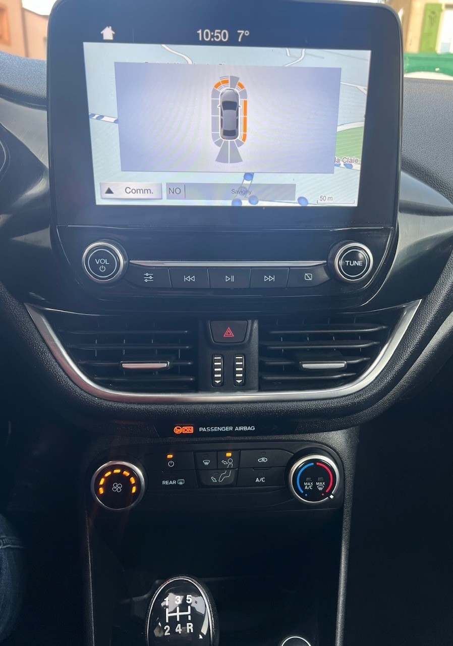 FORD Fiesta 1.1 SCTi Business-image-12
