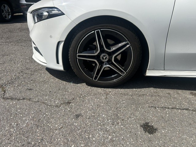 MERCEDES-BENZ A 180 AMG Line 7G-DCT-image-7