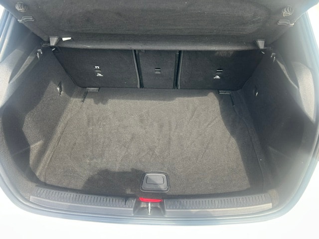 MERCEDES-BENZ A 180 AMG Line 7G-DCT-image-8