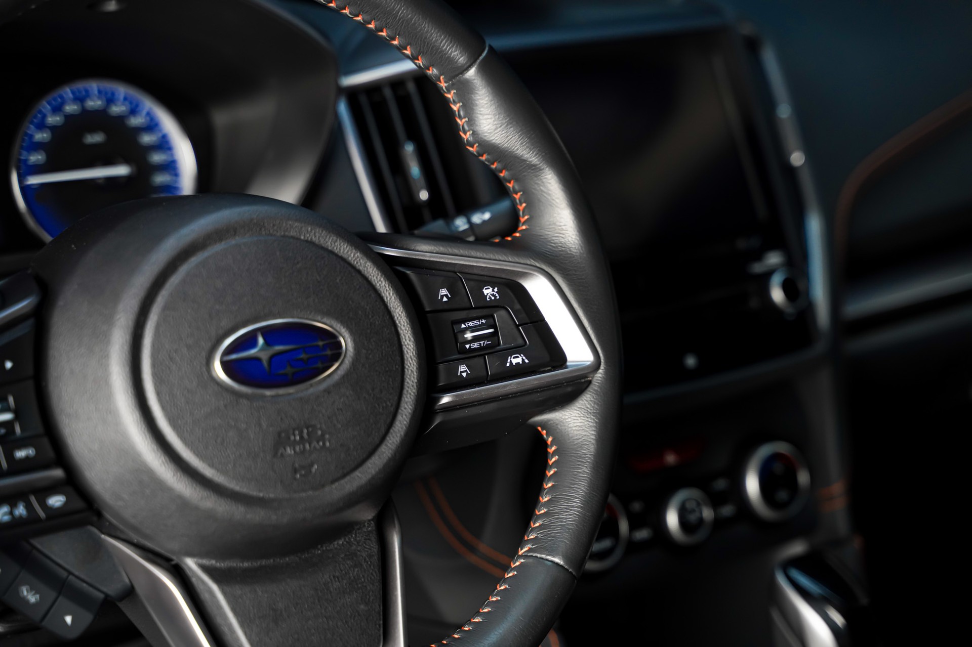 SUBARU XV 2.0 e-Boxer Luxury AWD Lineartronic-image-10