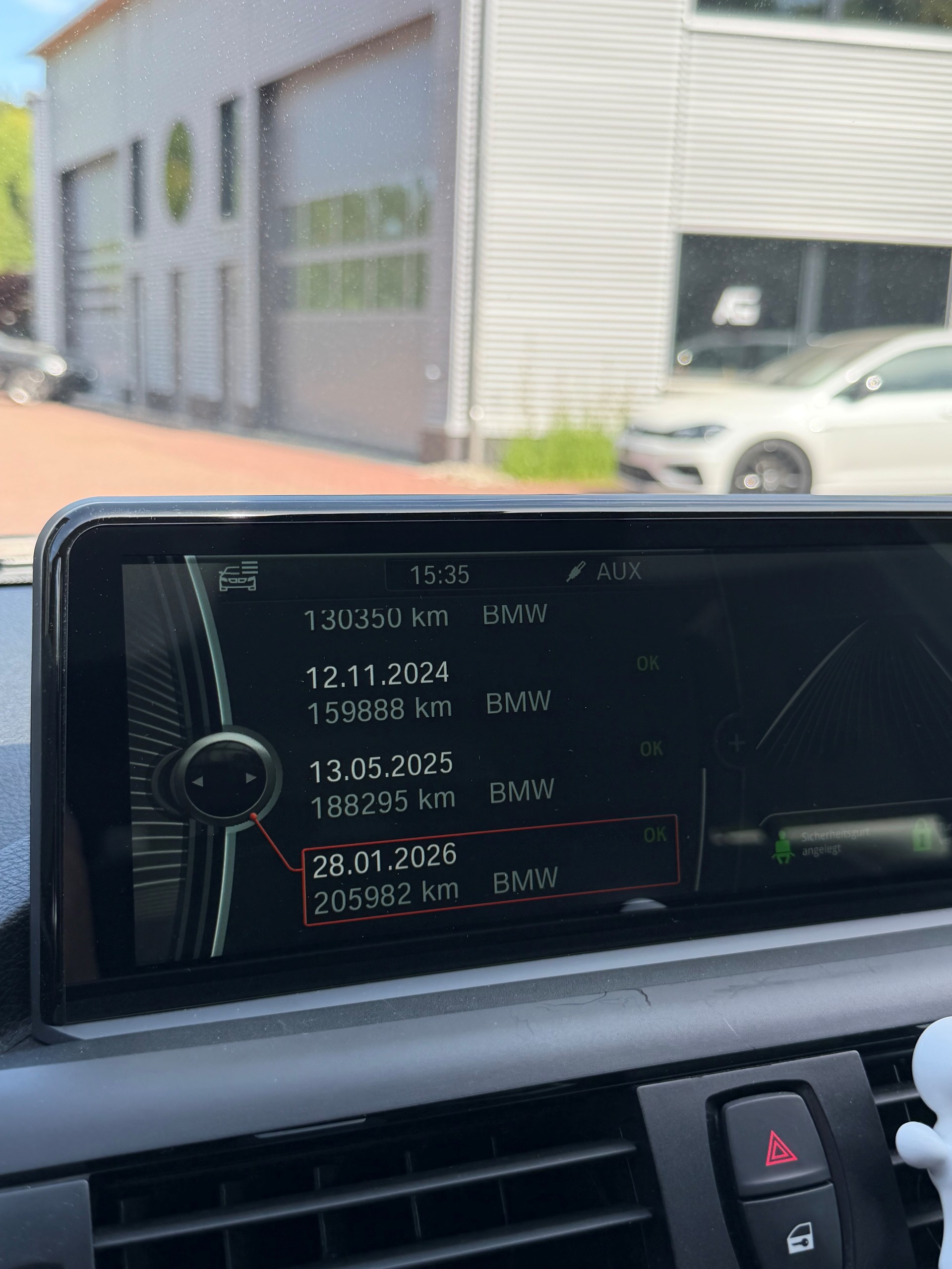 BMW 120d Sport Line (M135i-Optik)-image-15