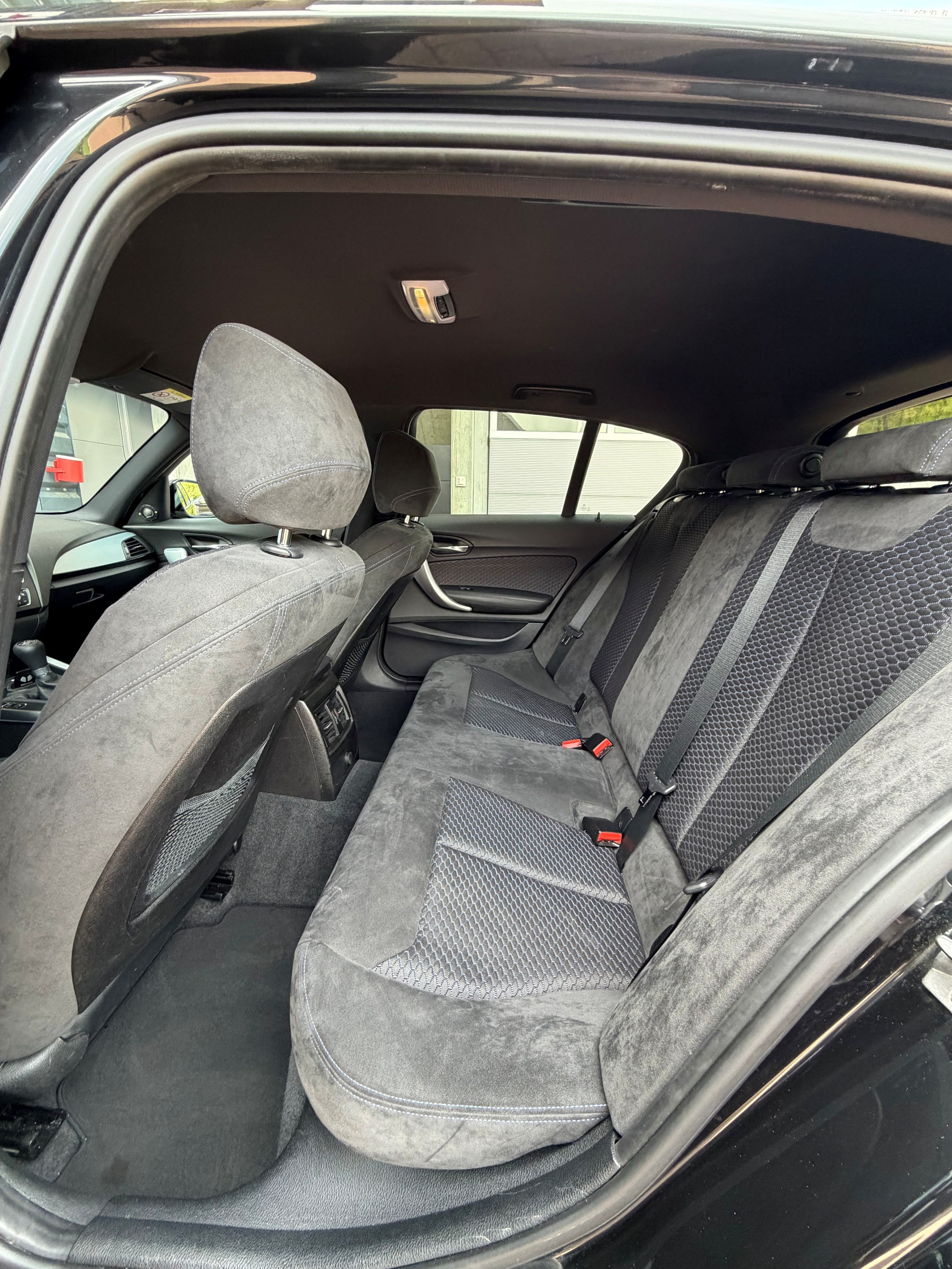BMW 120d Sport Line (M135i-Optik)-image-9