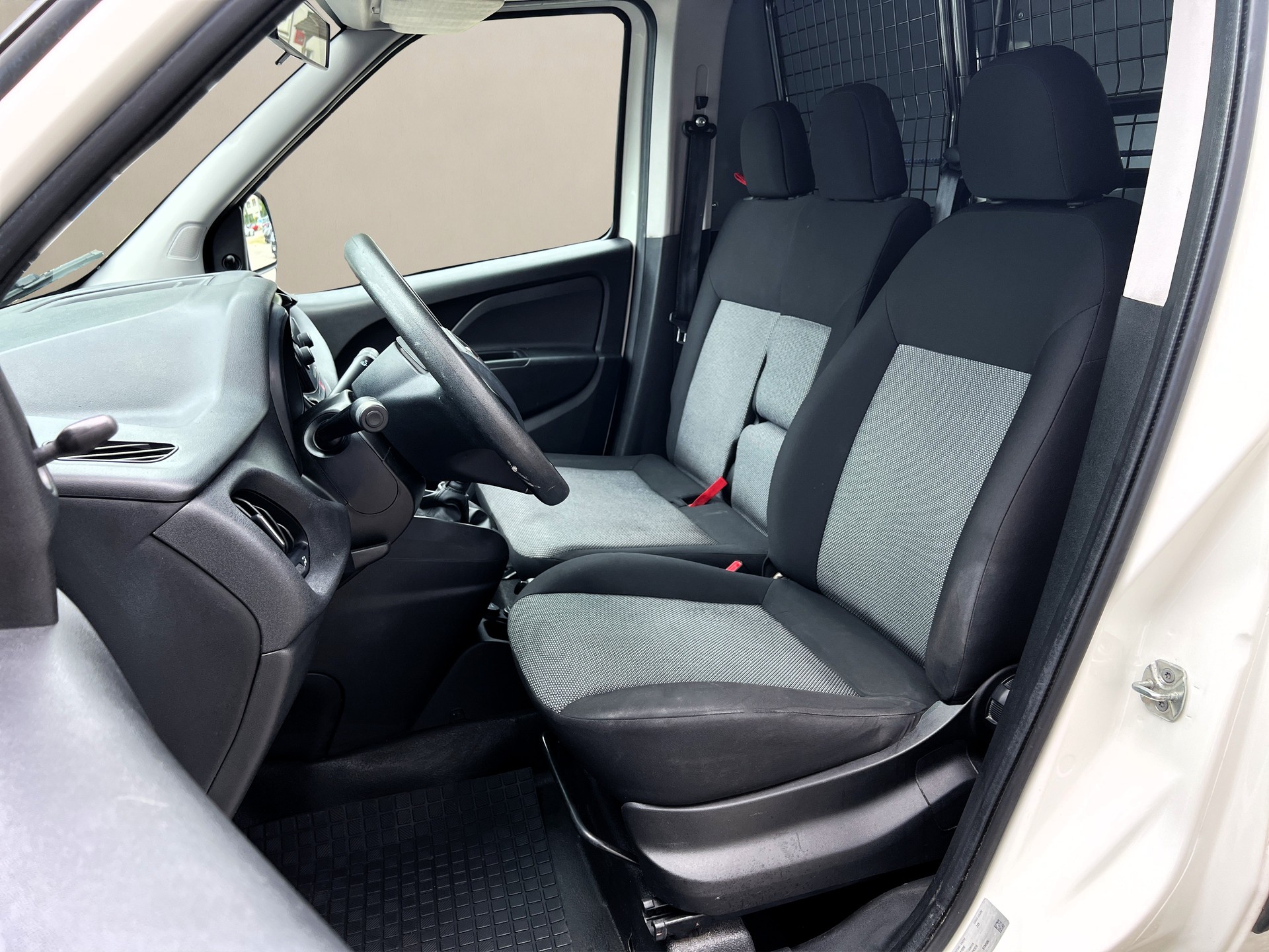 FIAT Doblò 1.3 Multijet Cargo Starter-image-8