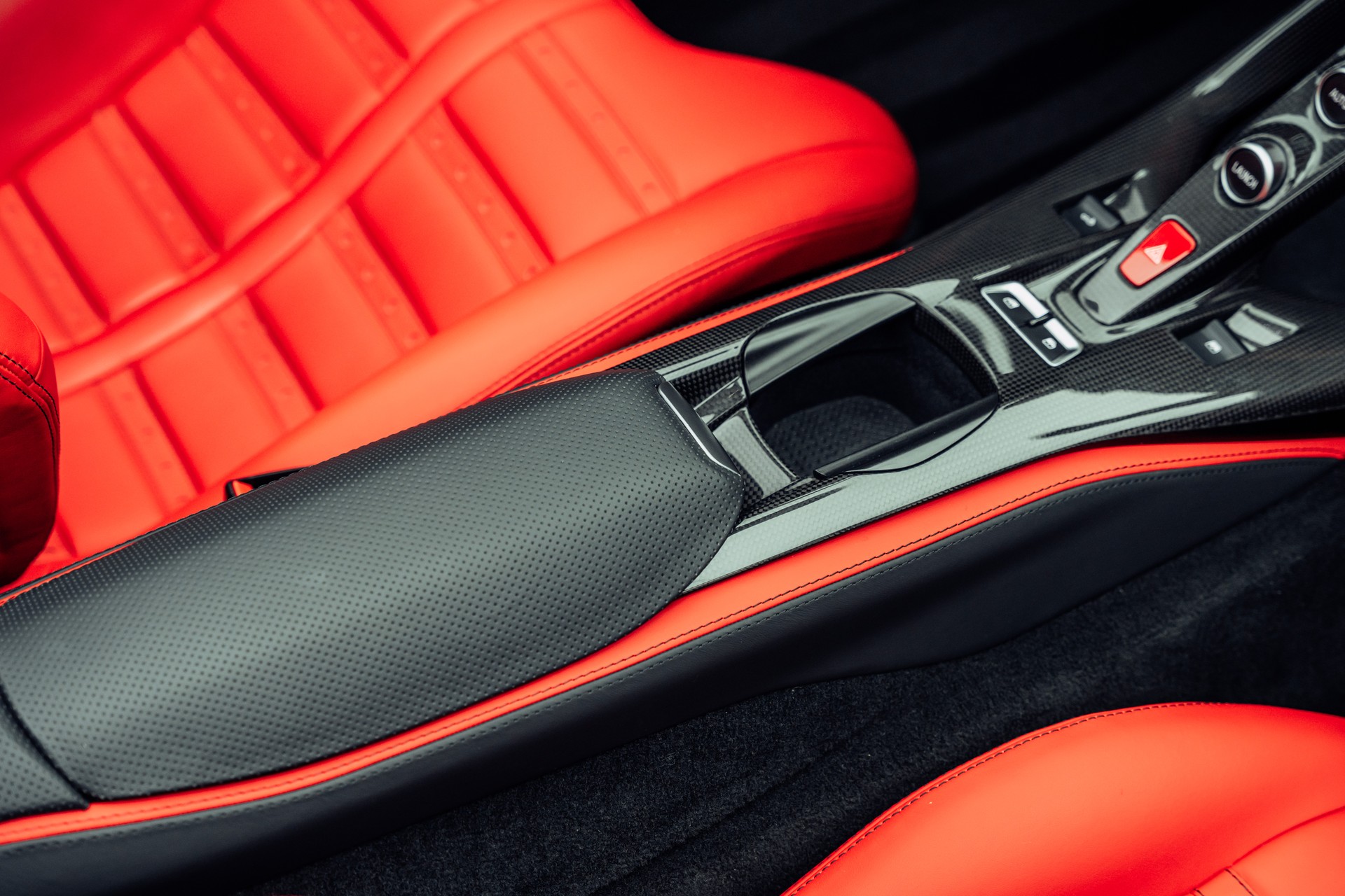 FERRARI 812 GTS Nero Daytona-image-15