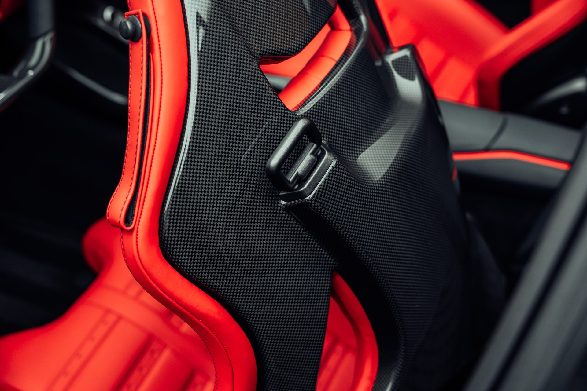 FERRARI 812 GTS Nero Daytona-image-17