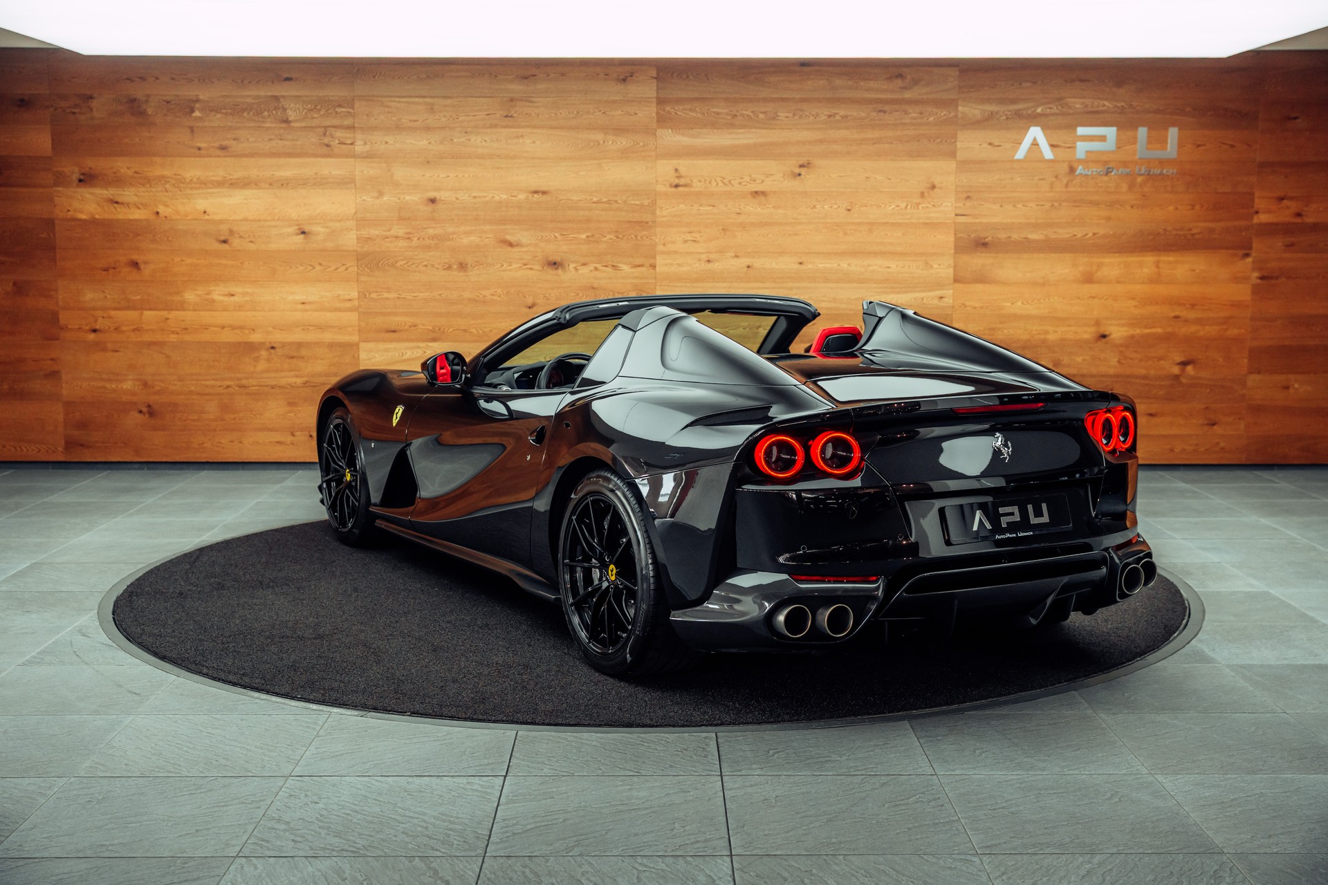 FERRARI 812 GTS Nero Daytona-showroom-element-2