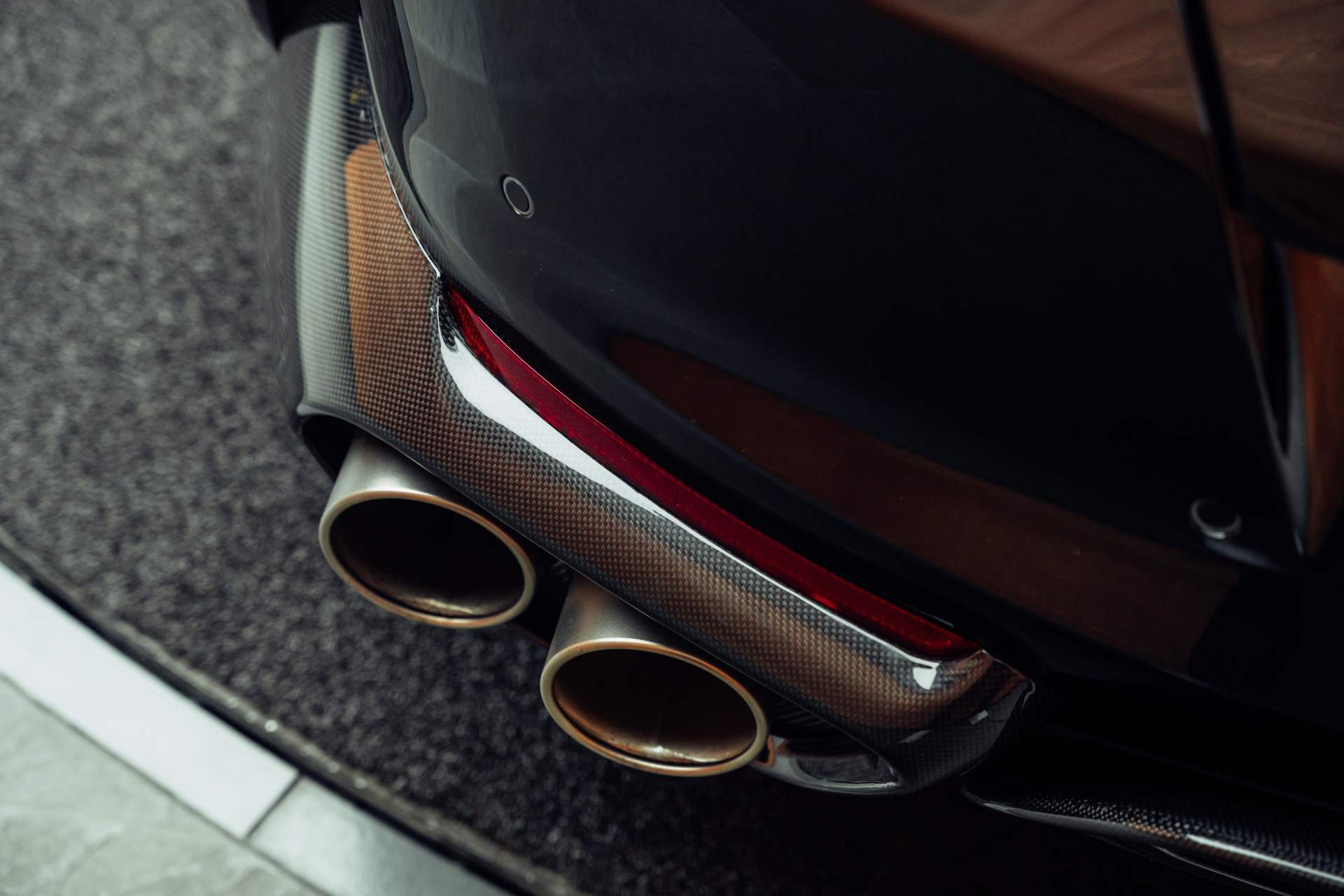 FERRARI 812 GTS Nero Daytona-image-22