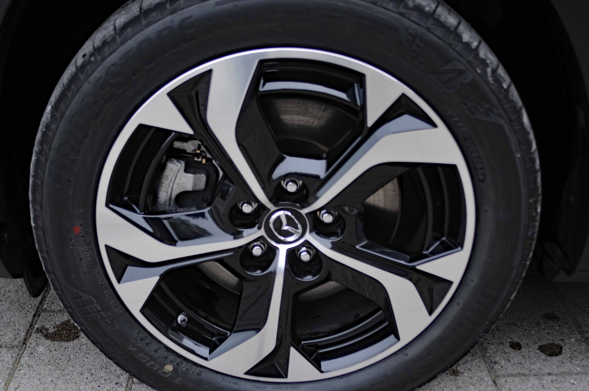 MAZDA e-Skyactiv R-EV 170 Edition R Swiss-image-21