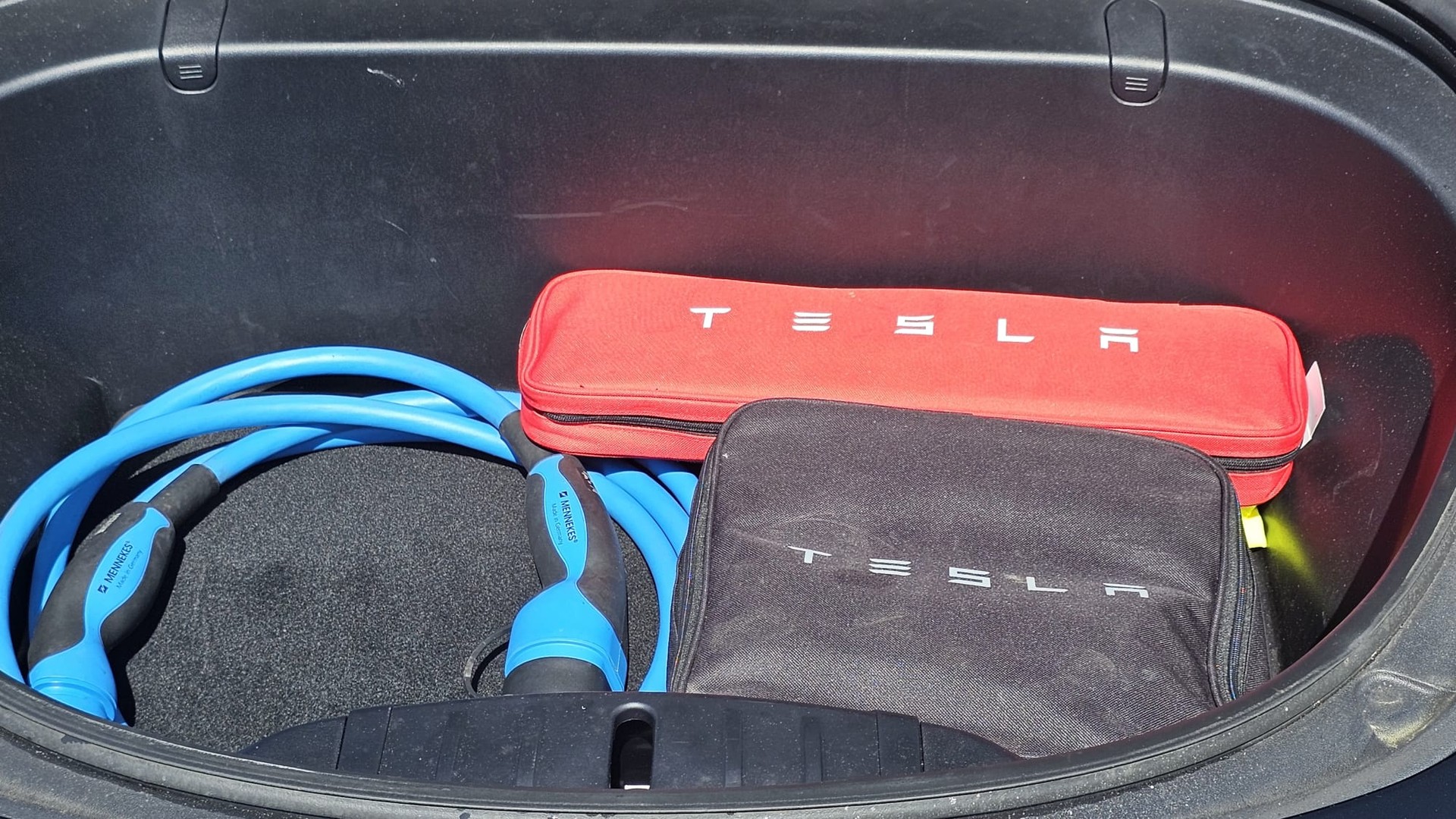 TESLA Dual Motor AWD-image-8