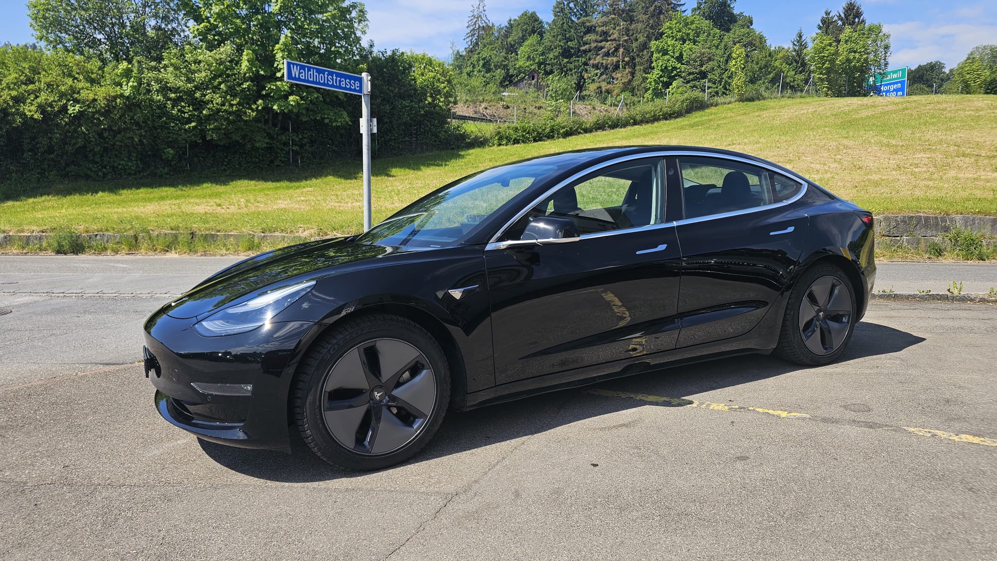 TESLA MODEL 3 — slika 2