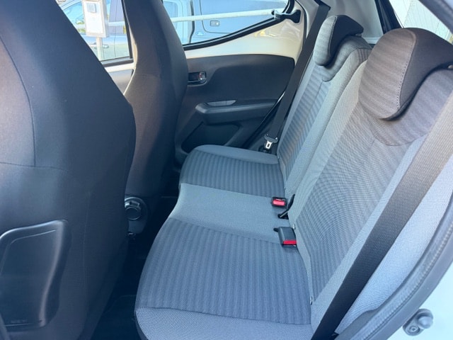 TOYOTA Aygo 1.0 VVT-i x-play X-shift-image-6