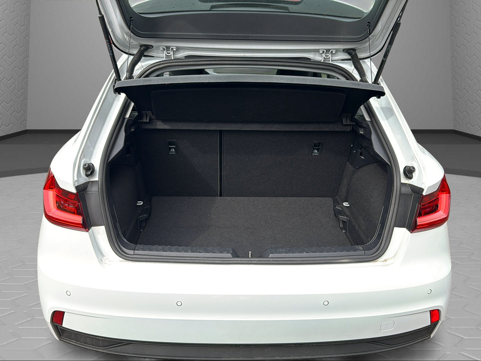AUDI A1 Sportback 30 TFSI Attraction S-tronic-image-9
