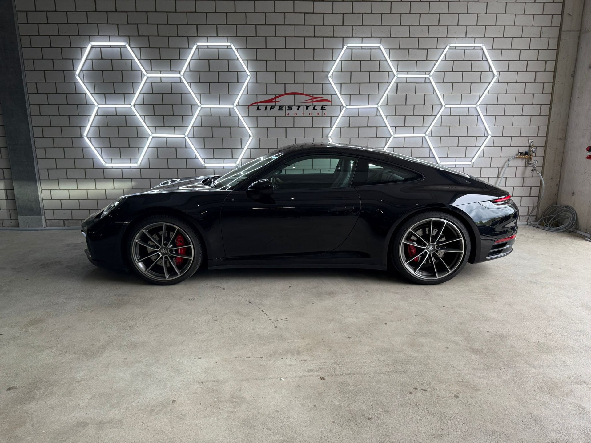 PORSCHE 911 Carrera 4S PDK-image-1