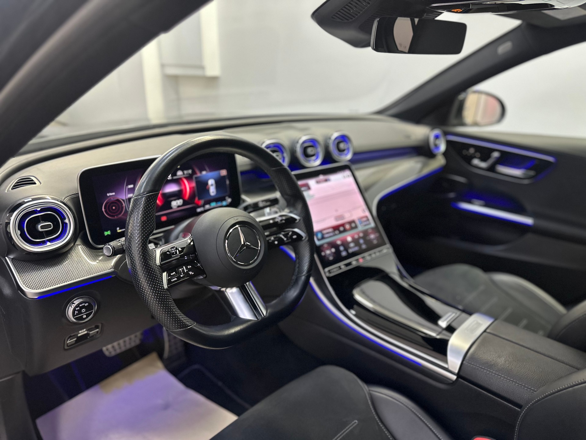 MERCEDES-BENZ C 200 4Matic Avantgarde-image-14