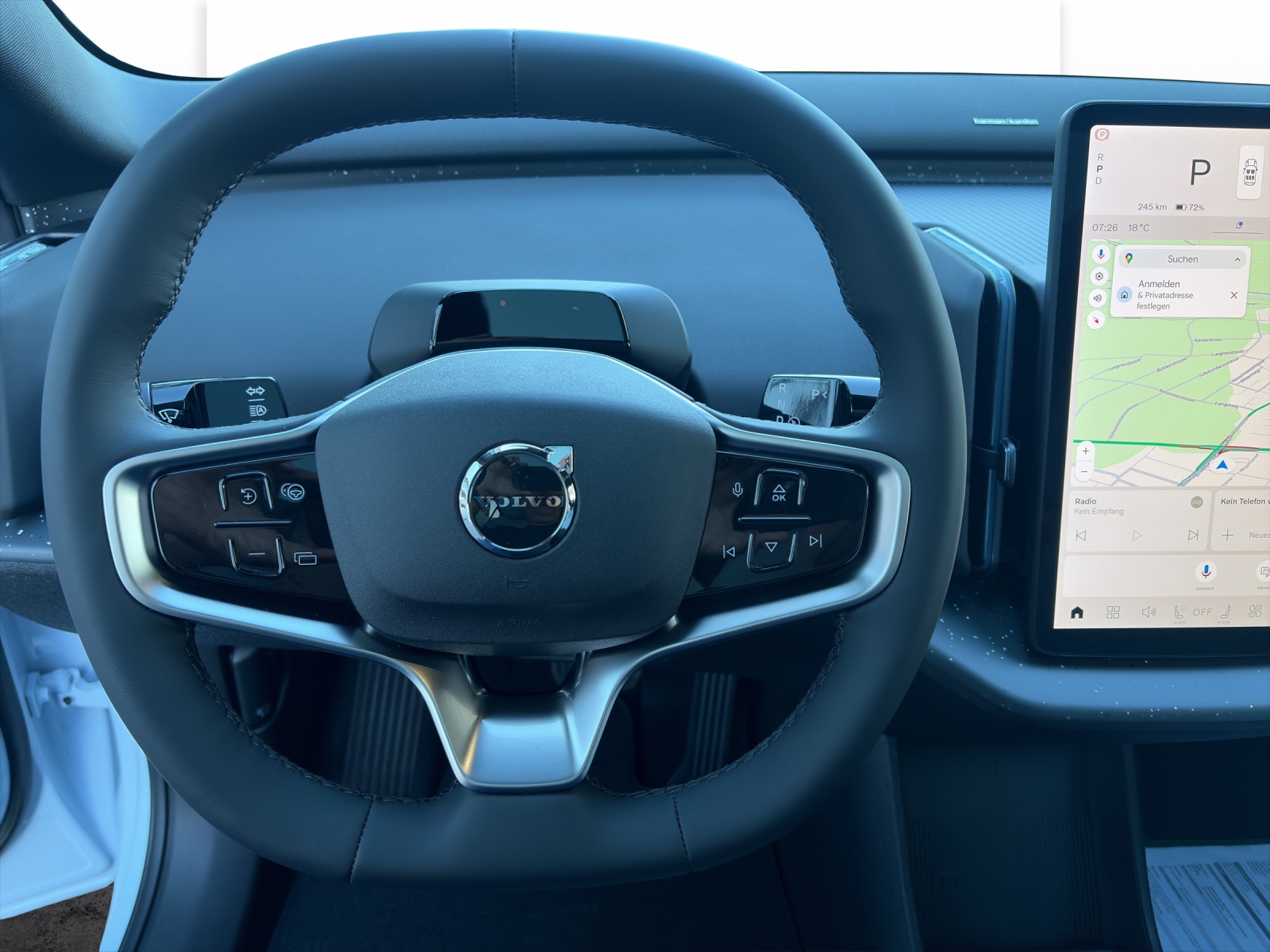 VOLVO EX30 E60 Twin Ultra Performance AWD-image-11
