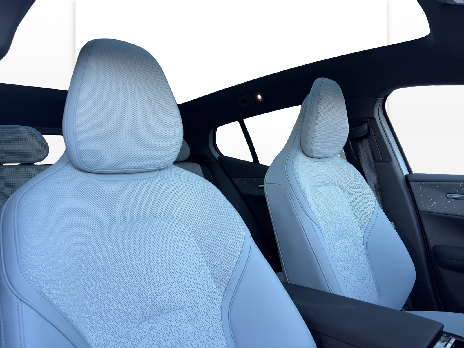 VOLVO EX30 E60 Twin Ultra Performance AWD-image-15