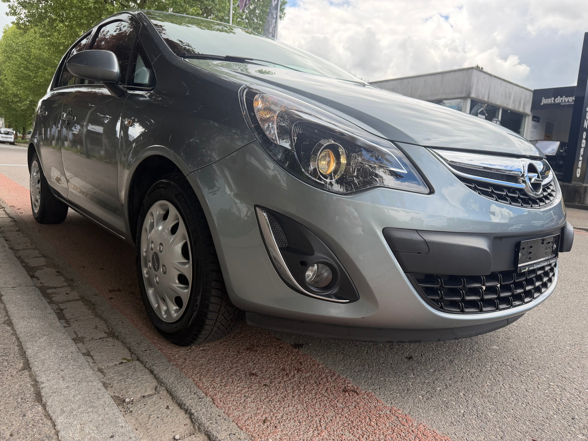 OPEL Corsa 1.4 TP Color Edition-showroom-element-2