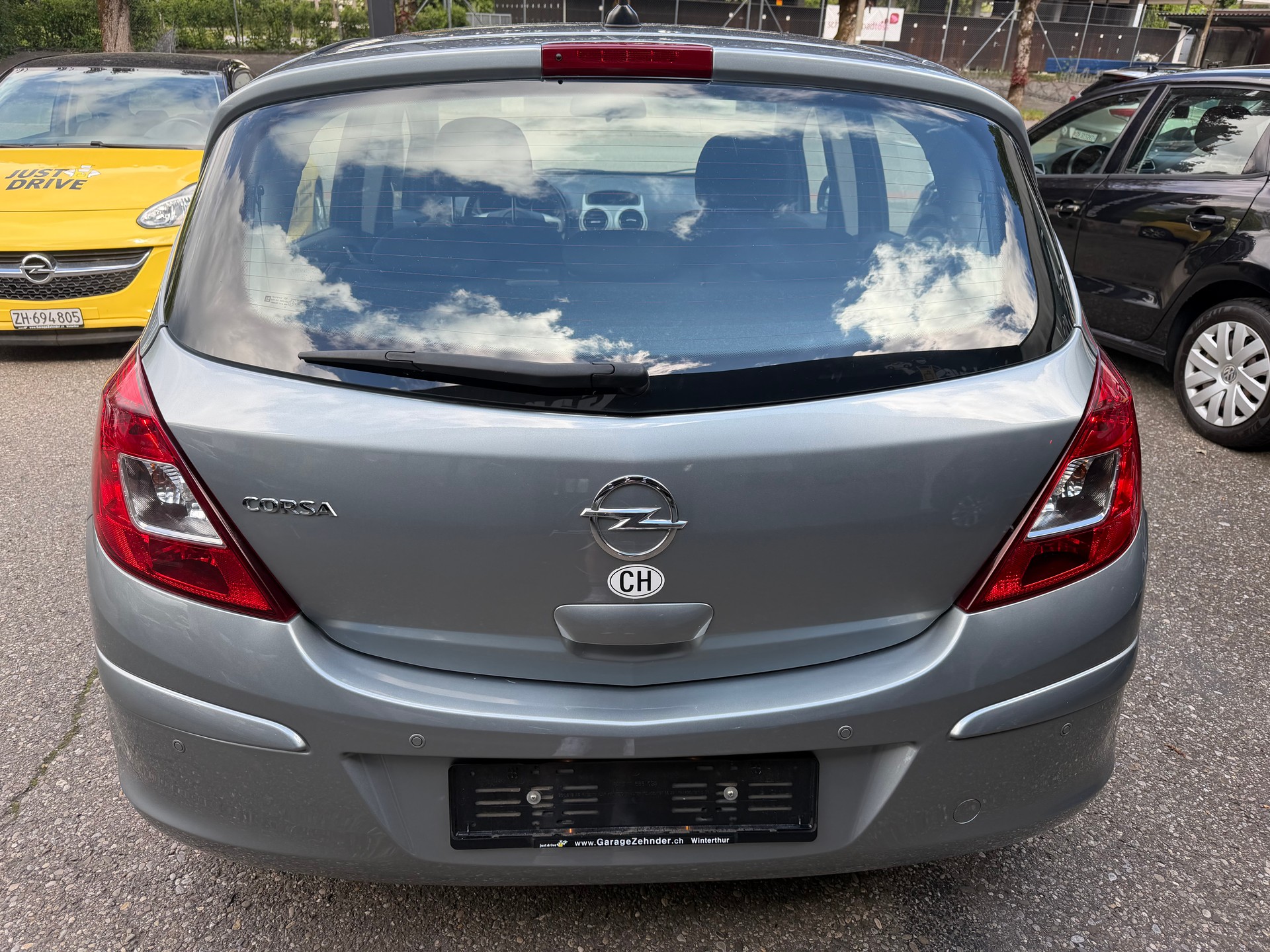 OPEL Corsa 1.4 TP Color Edition-image-13