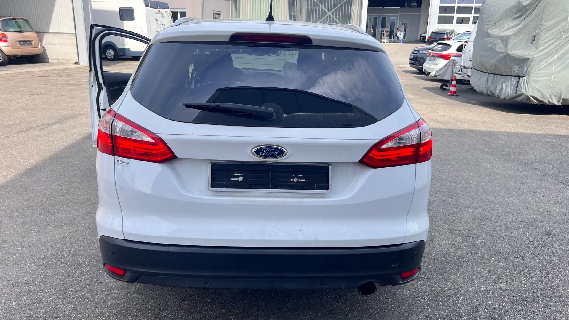 FORD Focus 1.6 SCTi Titanium-image-3