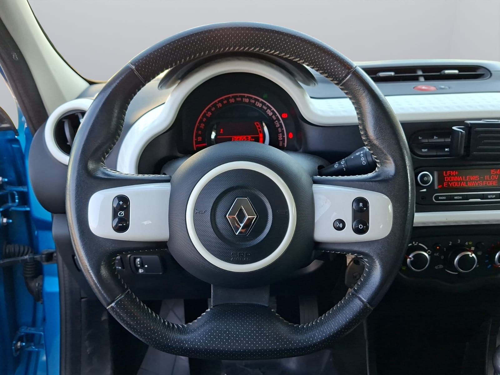 RENAULT Twingo 0.9 Zen-image-12