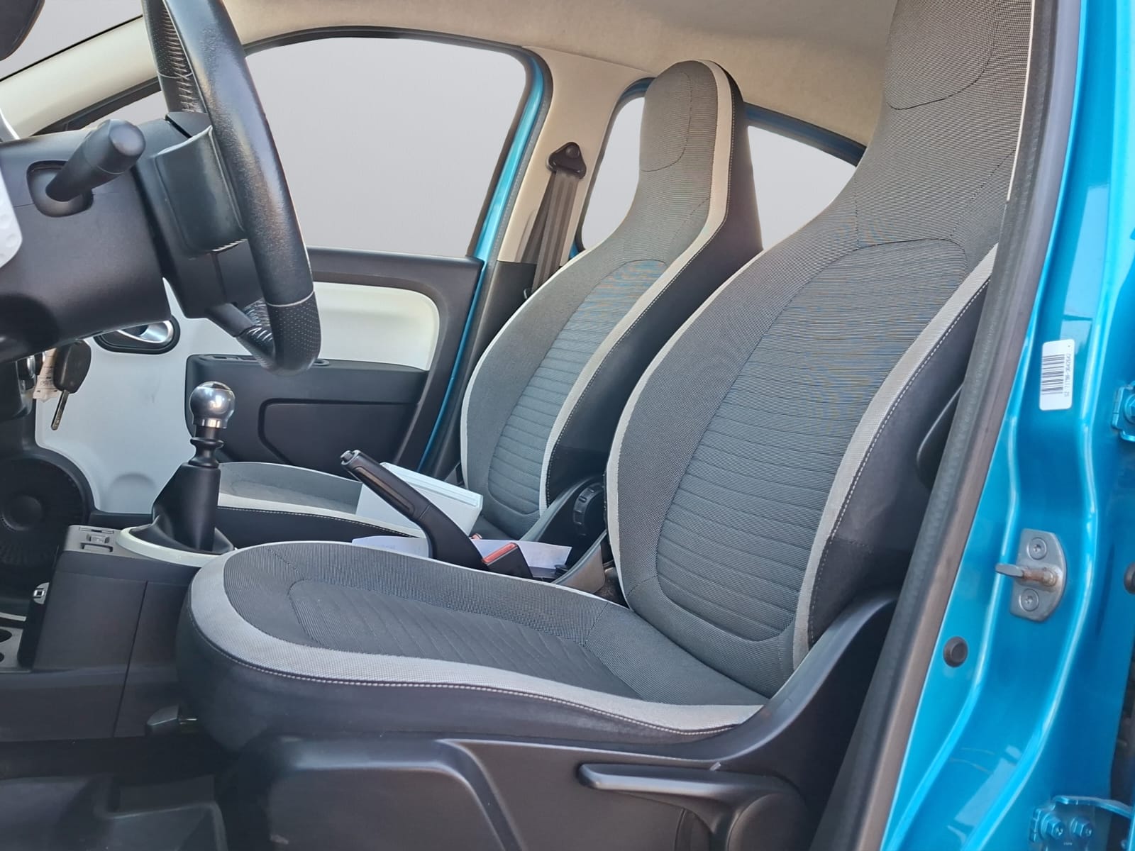 RENAULT Twingo 0.9 Zen-image-9