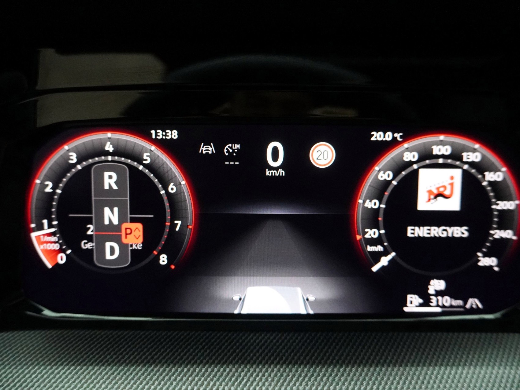VW Golf 8.5 2.0 TSI DSG GTI Black Style (2025) **Leder/Harmon-Kardon/Sitzbelüftung/uvm.**-image-15