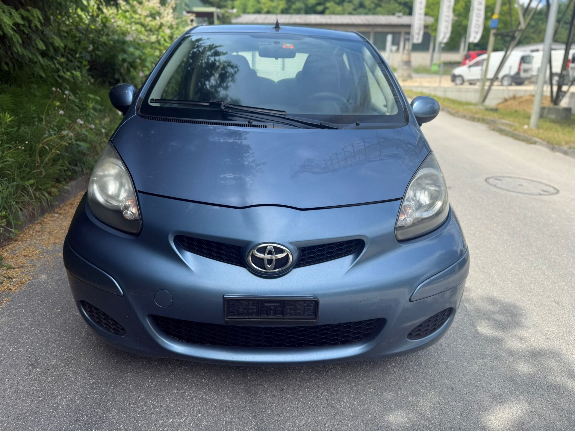 TOYOTA Aygo 1.0 Linea Terra-image-2