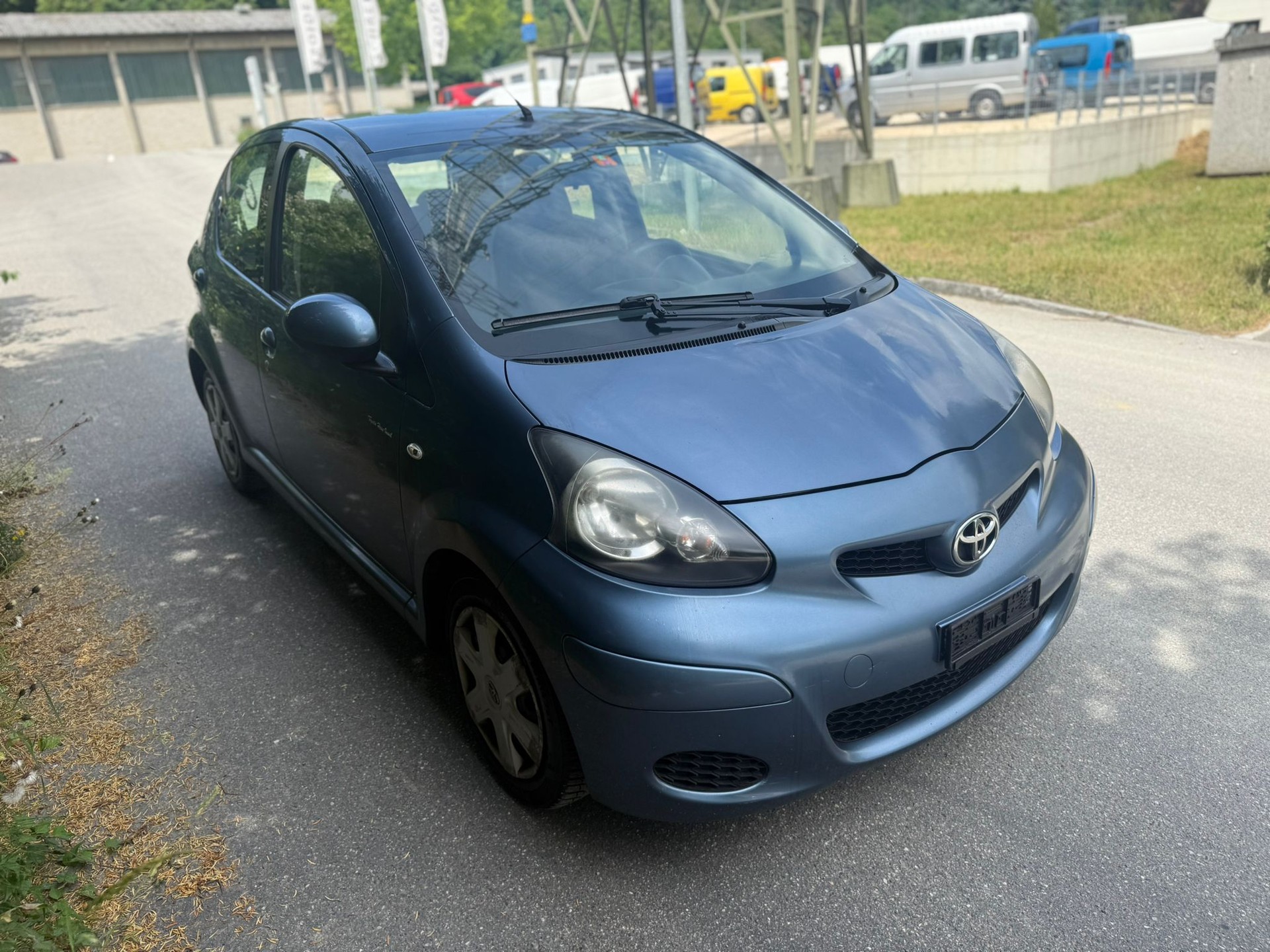 TOYOTA Aygo 1.0 Linea Terra-image-8
