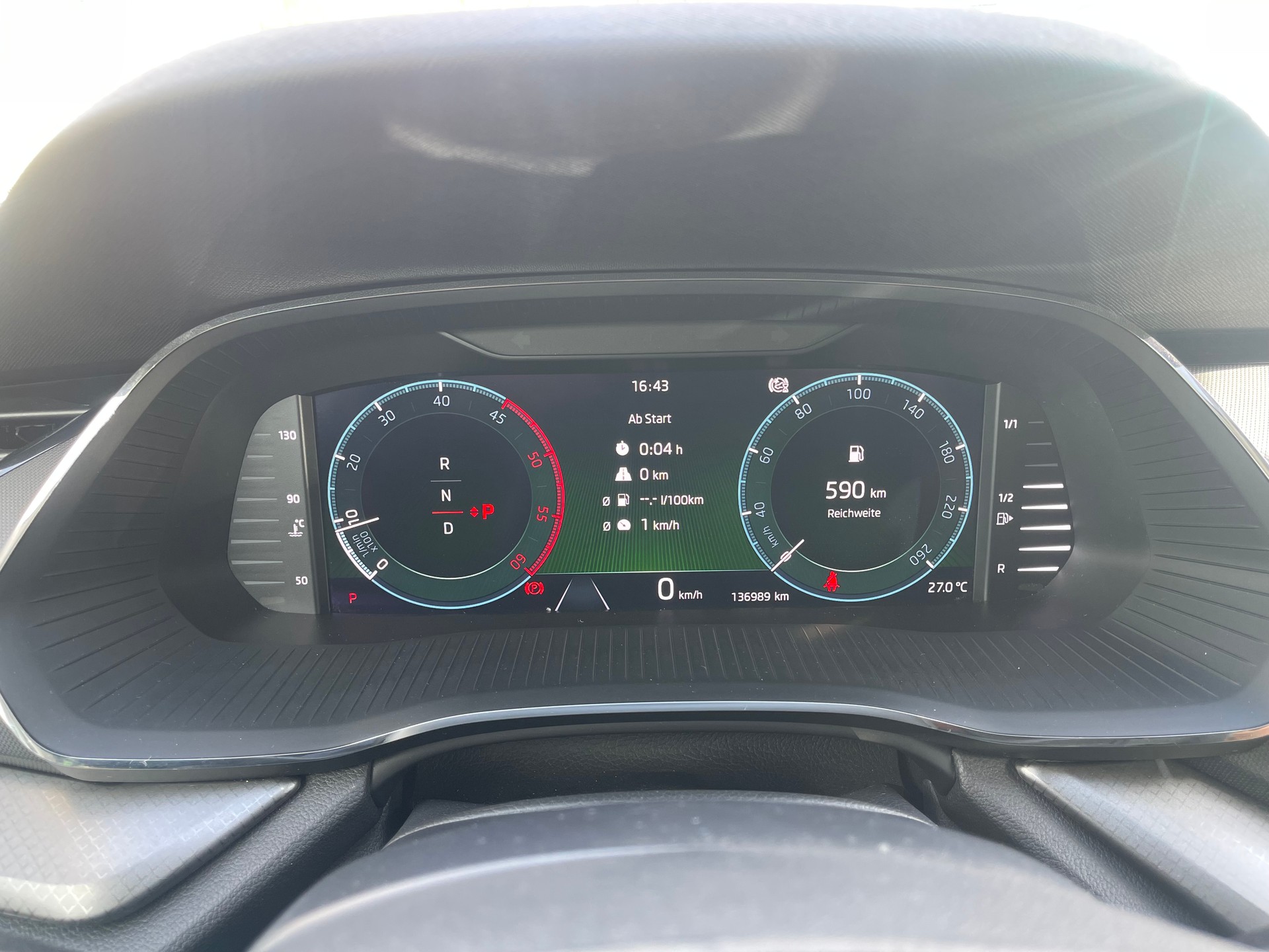 SKODA Octavia Combi 2.0 TDI DSG Ambition 4x4!!! Topausstattung!!-image-5