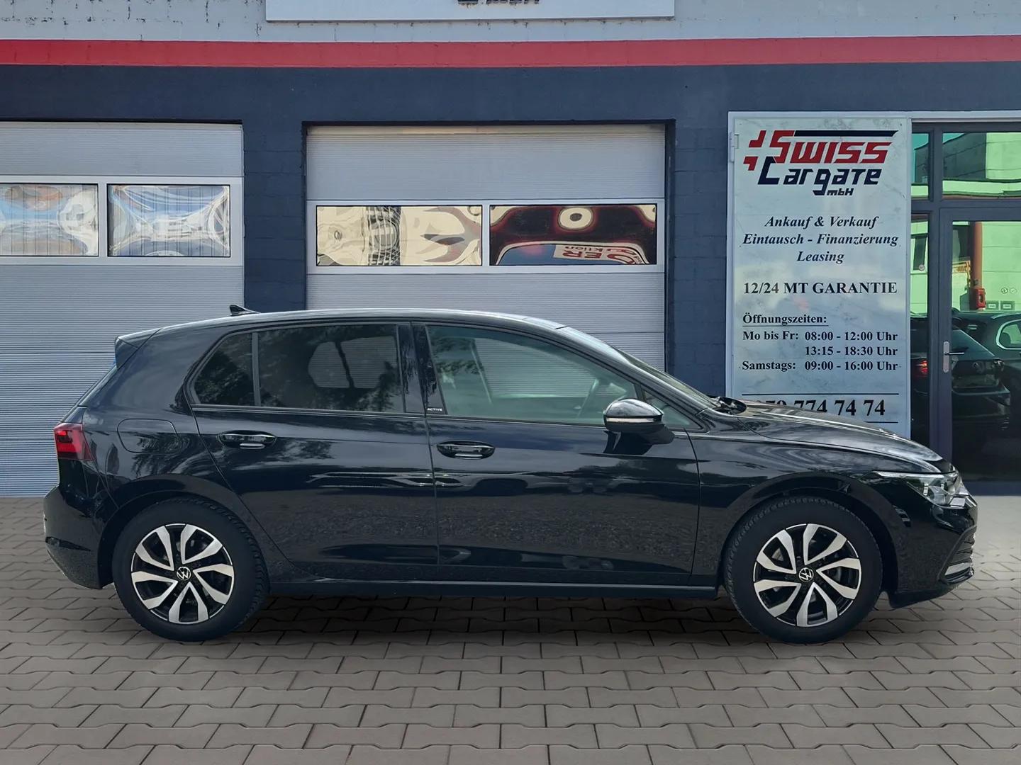 VW Golf 2.0 TDI Active DSG mit AHK & Panoramdach + Werksgarantie-image-7
