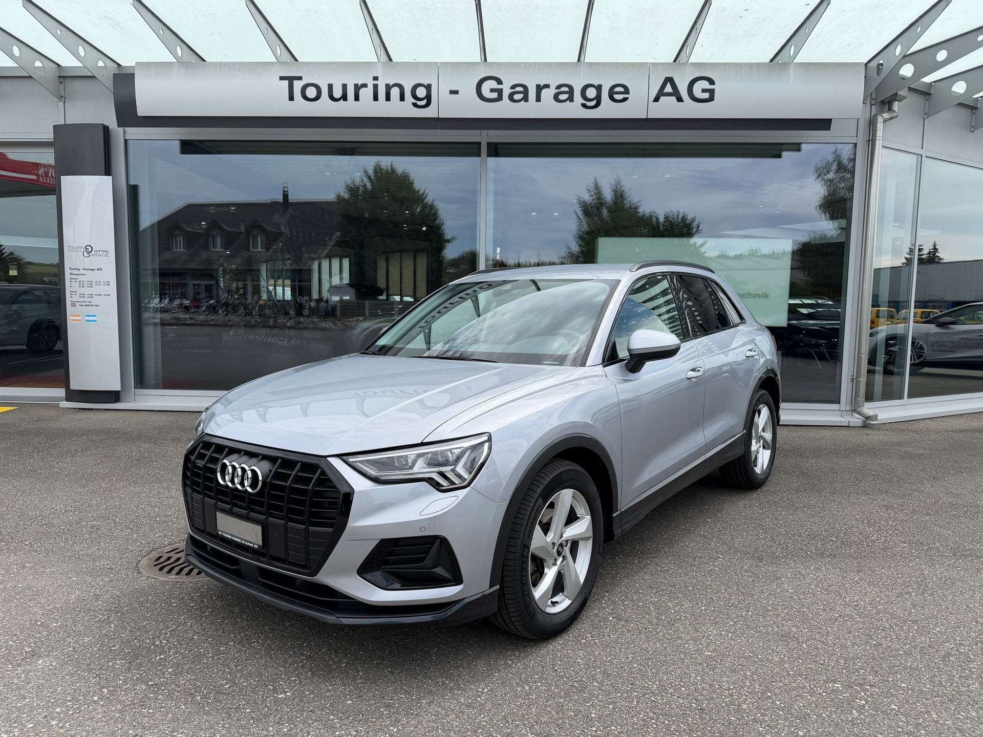 AUDI Q3 35 TDI advanced quattro S-tronic-image-0