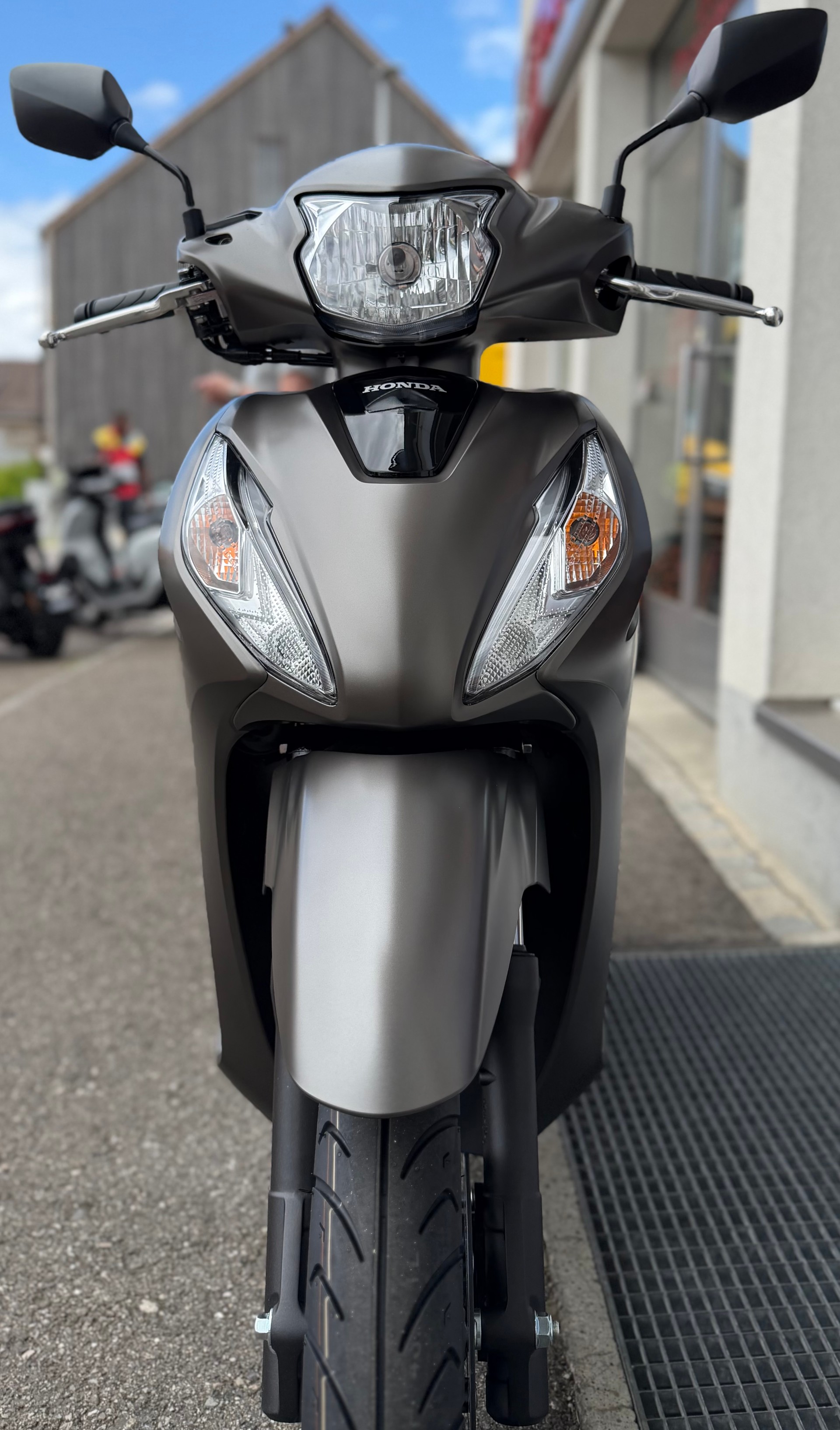 HONDA NSC Vision 110-showroom-element-1