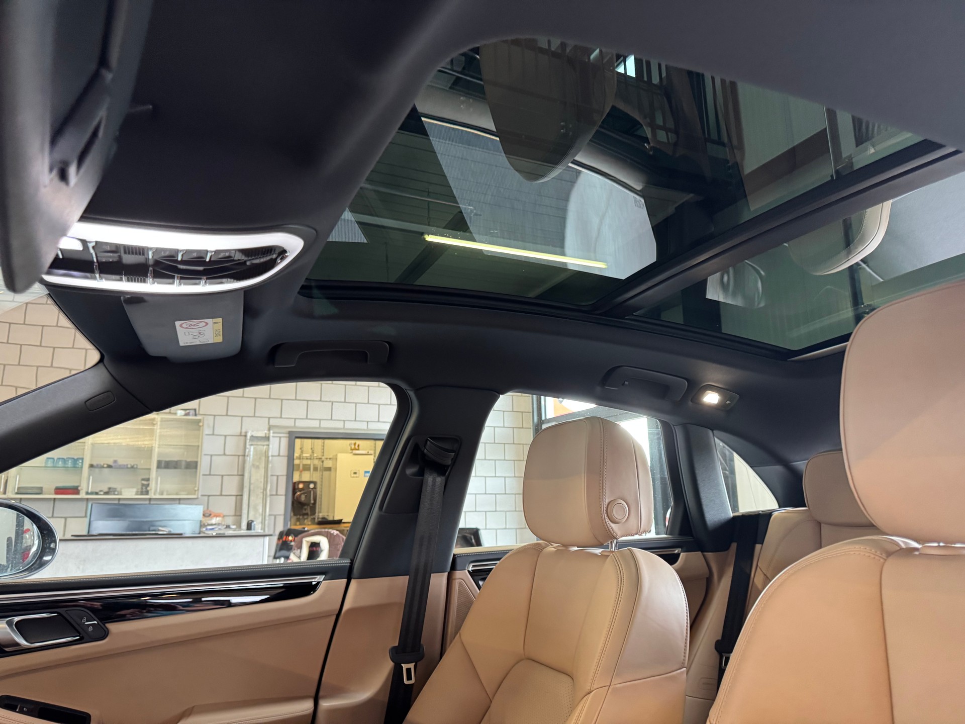 PORSCHE Macan S PDK-image-11