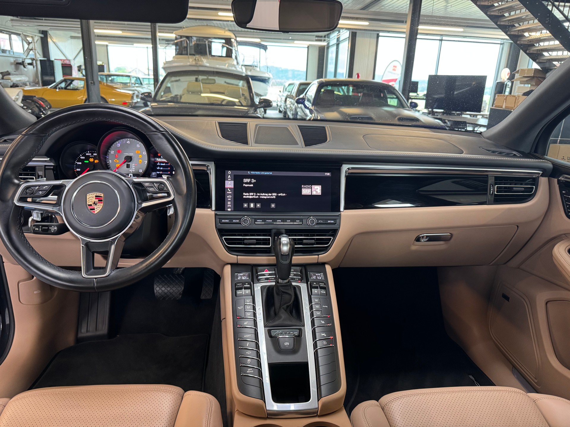 PORSCHE Macan S PDK-image-12