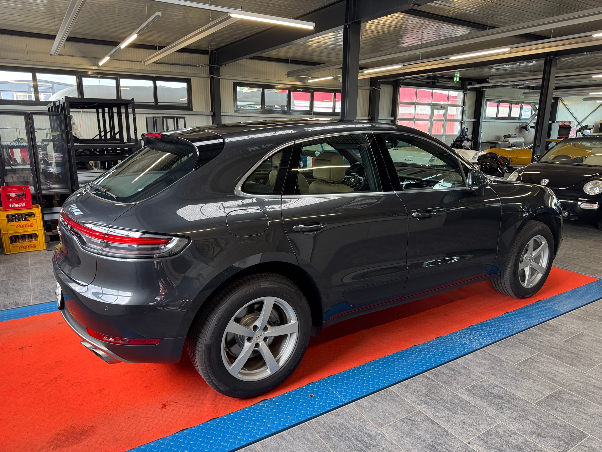 PORSCHE Macan S PDK-image-3