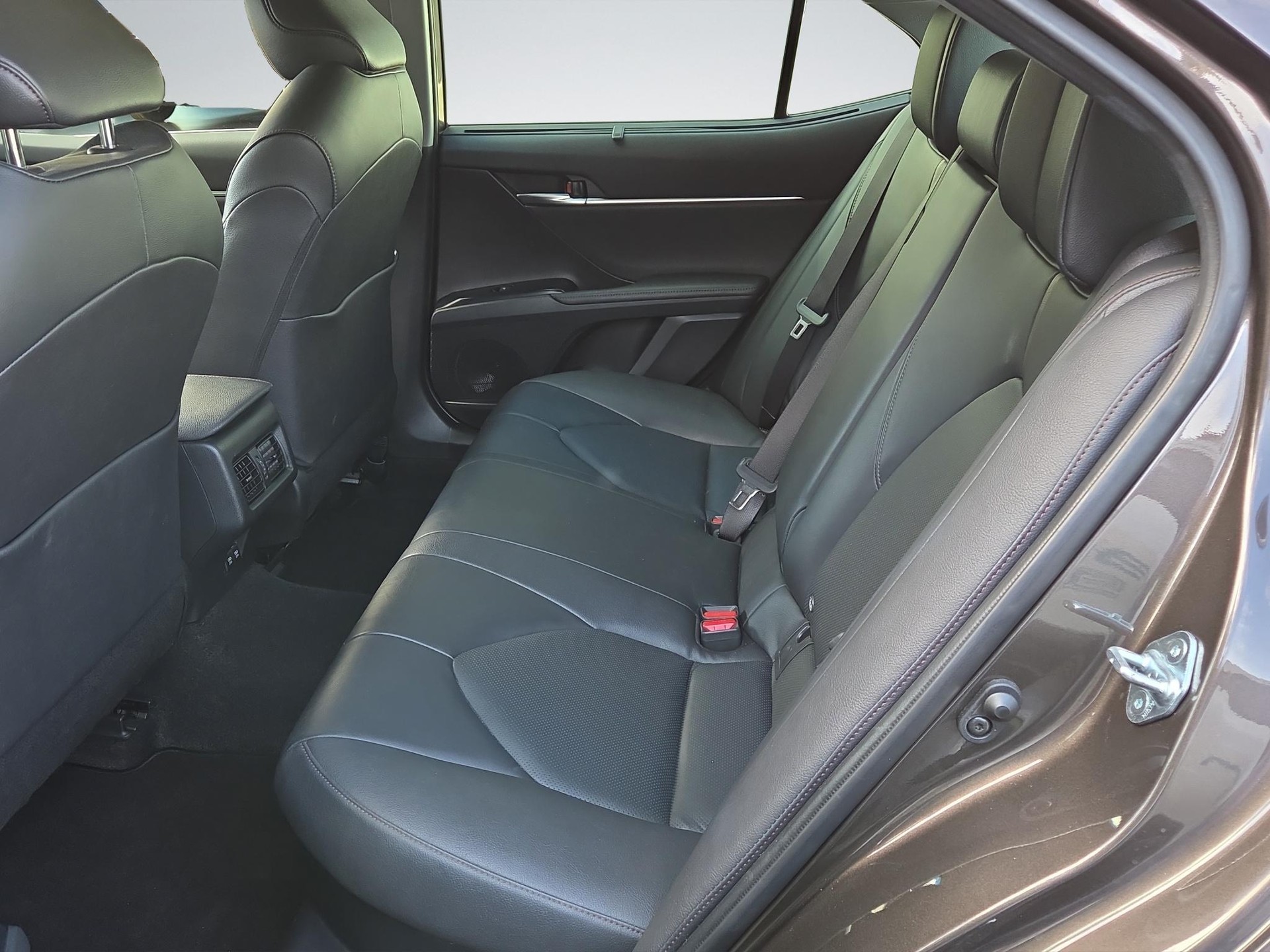 TOYOTA Camry 2.5 HSD Premium-image-14