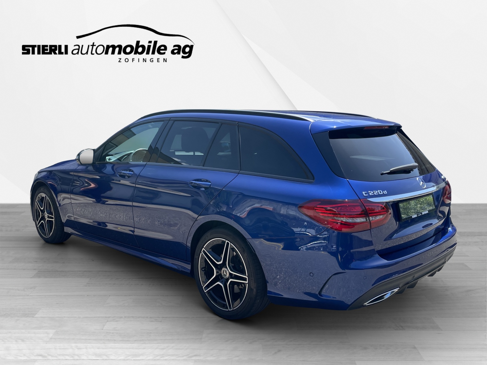 MERCEDES-BENZ C 220 d AMG Line 4matic Kombi-image-6